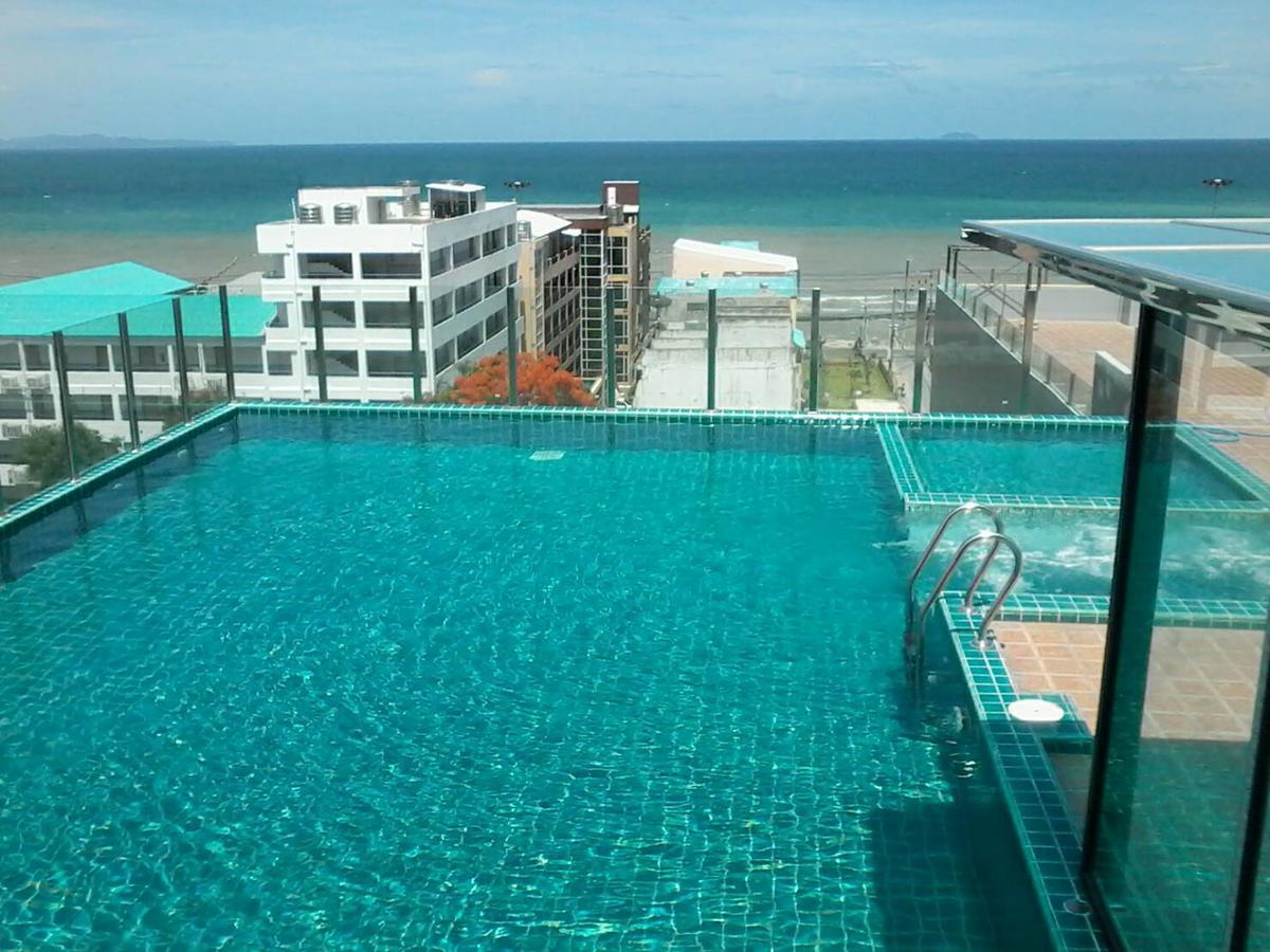 Golden Jomtien Beach Hotel Exterior photo